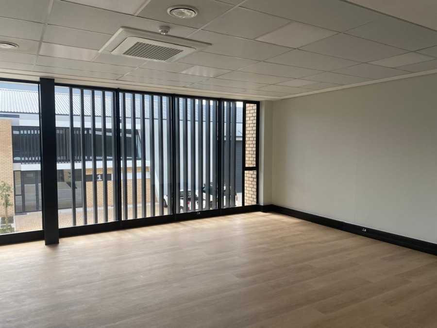 To Let commercial Property for Rent in Stikland Western Cape